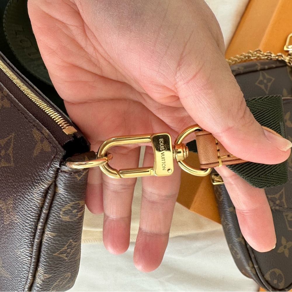 Louis Vuitton Monogram Multi-Pochette Crossbody Bag with Green Strap - Picture 8 of 16